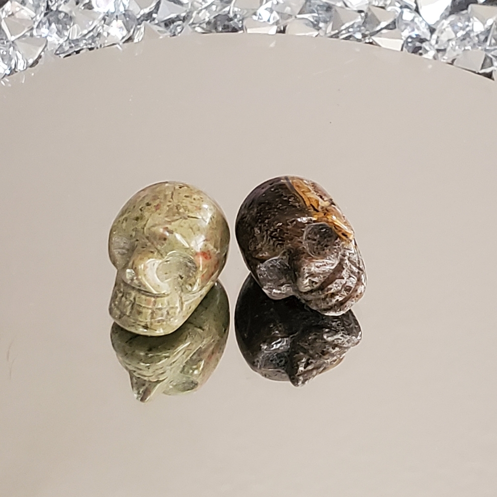 Spooky Halloween Crystal Skulls